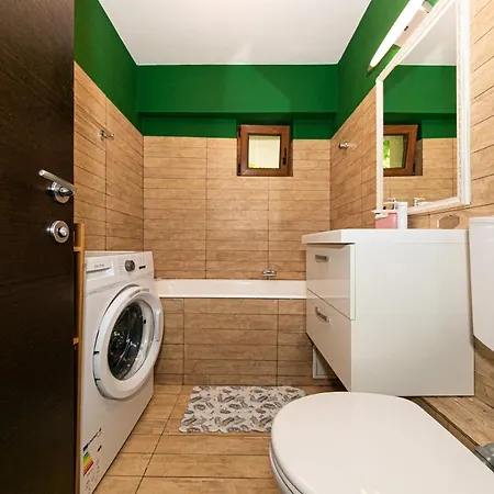 One Bedroom Near Floreasca Park Bucarest Esterno foto